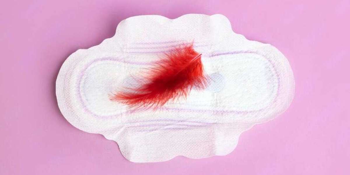 The Benefits of Using Feathery Soft Sanitary Pads for Postpartum Care